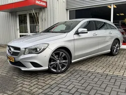 Grijs Gebruikt 2015 Mercedes CLA180 Ambition Sedan | € 12.950 (Eerlijke prijs)