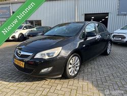Zwart Gebruikt 2010 Opel Astra Edition Hatchback | € 3.690 (Eerlijke prijs)