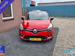 Rood Gebruikt 2017 Renault Clio IV LIMITED Hatchback | € 8.450 (Goede deal)