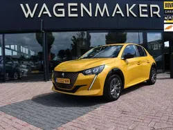 Geel Gebruikt 2023 Peugeot e-208 Active Hatchback | € 19.450 (Eerlijke prijs)