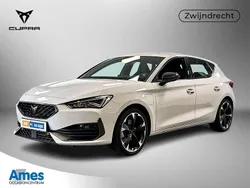Wit, metallic lak Gebruikt 2023 Cupra Leon VZ Hatchback | € 28.495 (Eerlijke prijs)