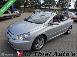 Grijs Gebruikt 2004 Peugeot 307 CC Cabriolet | € 1.950 (Eerlijke prijs)