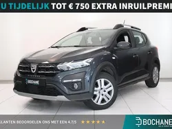 Grijs Gebruikt 2023 Dacia Sandero Comfort Hatchback | € 18.495 (Eerlijke prijs)