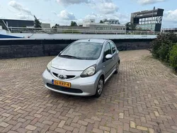 Grijs Gebruikt 2006 Toyota Aygo Hatchback | € 1.350 (Goede deal)