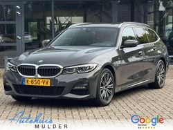 Grijs Gebruikt 2021 BMW 330e Executive Stationwagen | € 29.845 (Iets duurder)