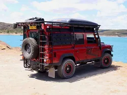 Rood Gebruikt 2011 Land Rover Defender SE SUV | € 55.000