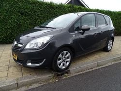 Grijs Gebruikt 2016 Opel Meriva Cosmo MPV | € 8.950 (Goede deal)