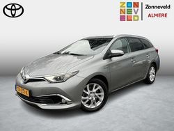 Grijs Gebruikt 2018 Toyota Auris Touring Sports Executive Stationwagen | € 14.999 (Eerlijke prijs)