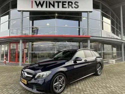 Blauw, metallic lak Gebruikt 2018 Mercedes C180 Business Stationwagen | € 22.855 (Eerlijke prijs)
