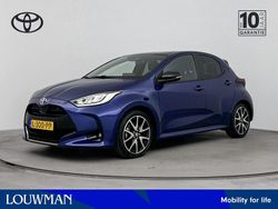 Blauw Gebruikt 2021 Toyota Yaris Hybrid Executive Hatchback | € 22.995 (Eerlijke prijs)