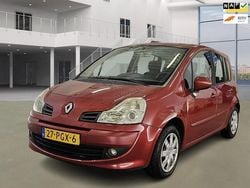 Rood Gebruikt 2011 Renault Grand Modus Dynamique MPV | € 3.800 (Eerlijke prijs)