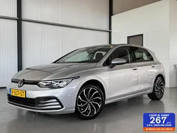 Grijs Gebruikt 2020 VW Golf VIII Life Hatchback | € 19.950 (Eerlijke prijs)