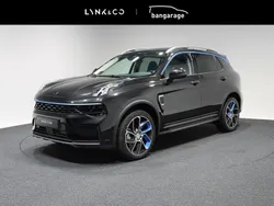 Zwart Gebruikt 2024 Lynk & Co 01 SUV | € 30.995 (Eerlijke prijs)