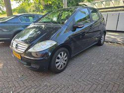 Zwart Gebruikt 2005 Mercedes A150 Classic Hatchback | € 1.500 (Eerlijke prijs)