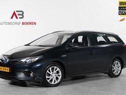 Grijs Gebruikt 2015 Toyota Auris Hybrid Stationwagen | € 12.295 (Eerlijke prijs)
