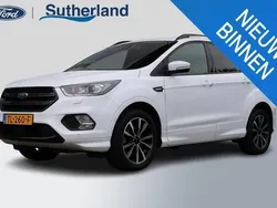 Wit Gebruikt 2018 Ford Kuga ST-Line SUV | € 19.900 (Eerlijke prijs)