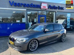 Grijs, metallic lak Gebruikt 2014 BMW M135 Executive Hatchback | € 23.990