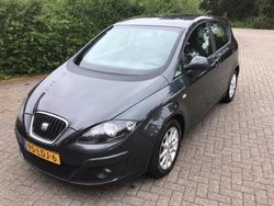 Grijs, metallic lak Gebruikt 2010 Seat Altea Ecomotive MPV | € 2.999 (Eerlijke prijs)