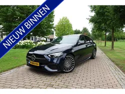 Blauw Gebruikt 2022 Mercedes C200 AMG line Sedan | € 43.950 (Eerlijke prijs)