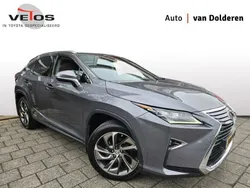 Grijs, metallic lak Gebruikt 2017 Lexus RX450h President Line SUV | € 33.750 (Eerlijke prijs)