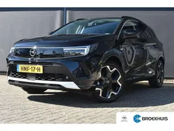 Zwart, metallic lak Gebruikt 2024 Opel Grandland X Ultimate SUV | € 31.690 (Eerlijke prijs)