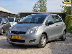 Grijs Gebruikt 2009 Toyota Yaris Hatchback | € 4.949 (Eerlijke prijs)