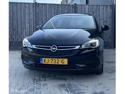 Zwart Gebruikt 2016 Opel Astra Business Stationwagen | € 7.250 (Eerlijke prijs)