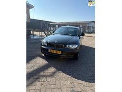 Zwart Gebruikt 2010 BMW 116 Hatchback | € 3.500 (Goede deal)
