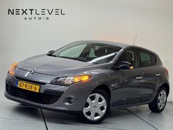 Grijs Gebruikt 2011 Renault Mégane III Hatchback | € 5.250 (Eerlijke prijs)