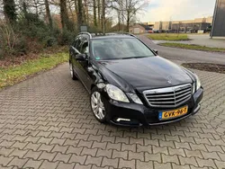 Zwart Gebruikt 2009 Mercedes E250 Avantgarde Stationwagen | € 14.950 (Eerlijke prijs)