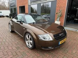 Zwart Gebruikt 1998 Audi TT Hatchback | € 4.750 (Iets duurder)