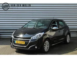 Zwart Gebruikt 2019 Peugeot 208 Allure Hatchback | € 9.950 (Goede deal)