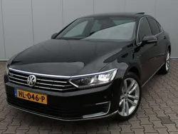 Zwart Gebruikt 2015 VW Passat Highline Sedan | € 14.999 (Eerlijke prijs)