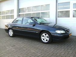 Blauw (metallic) Gebruikt 2003 Opel Omega Sedan | € 1.000