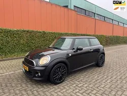 Zwart Gebruikt 2011 Mini ONE Chili Hatchback | € 5.499 (Eerlijke prijs)