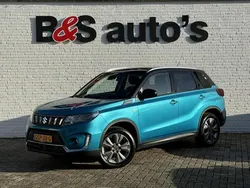 Blauw, metallic lak Gebruikt 2023 Suzuki Vitara SUV | € 24.700 (Eerlijke prijs)