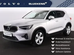 Zilver, metallic lak Gebruikt 2023 Volvo XC40 Core SUV | € 40.900 (Goede deal)