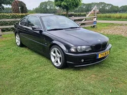 Zwart Gebruikt 2002 BMW 320 Executive Coupé | € 4.950 (Duur)