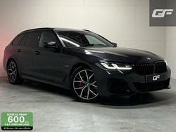 Grijs Gebruikt 2022 BMW 530e M Sport Stationwagen | € 37.450 (Eerlijke prijs)