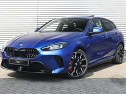 M portimao blau Nieuw 2025 BMW 120 M Sport Hatchback | € 54.163 (Eerlijke prijs)