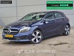 Blauw Gebruikt 2017 Mercedes A200 Hatchback | € 17.423 (Duur)