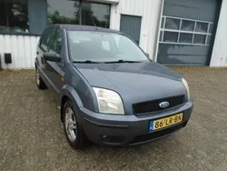 Mpv Gebruikt 2003 Ford Fusion MPV | € 1.250 (Eerlijke prijs)
