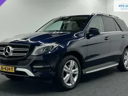 Blauw, metallic lak Gebruikt 2016 Mercedes GLE350 SUV | € 29.500 (Goede deal)