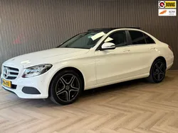 Wit, metallic lak Gebruikt 2018 Mercedes C180 Business Sedan | € 20.995 (Eerlijke prijs)