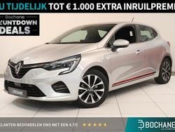 Zilver Gebruikt 2021 Renault Clio V Intens Hatchback | € 18.540 (Eerlijke prijs)