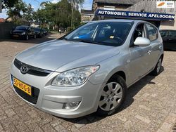 Grijs Gebruikt 2008 Hyundai i30 Dynamiq Hatchback | € 3.950 (Eerlijke prijs)