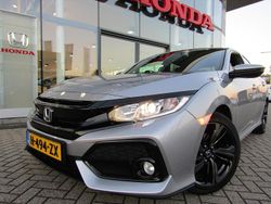 Grijs (metallic) Gebruikt 2020 Honda Civic Elegance Hatchback | € 21.950 (Eerlijke prijs)