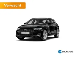 Zwart Gebruikt 2023 Audi A3 Sportback e-tron Proline Sedan | € 43.990