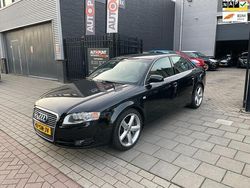 Zwart Gebruikt 2006 Audi A4 S-Line Sedan | € 3.999