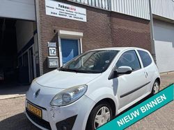 Wit Gebruikt 2011 Renault Twingo Collection Hatchback | € 999 (Goede deal)
